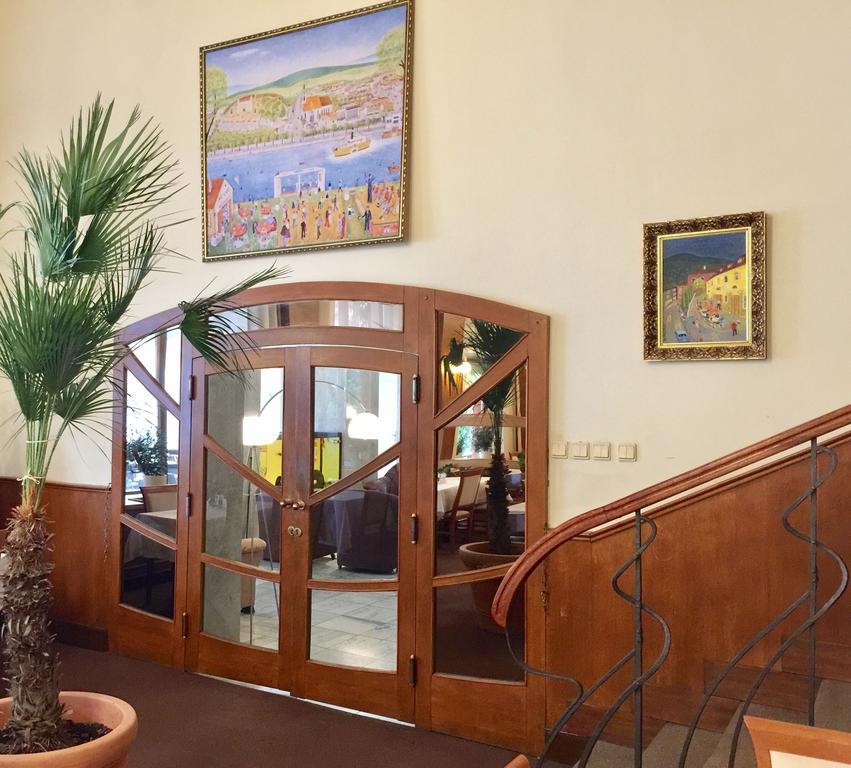 Hotel & Penzion Grand Matej Banska Stiavnica Luaran gambar
